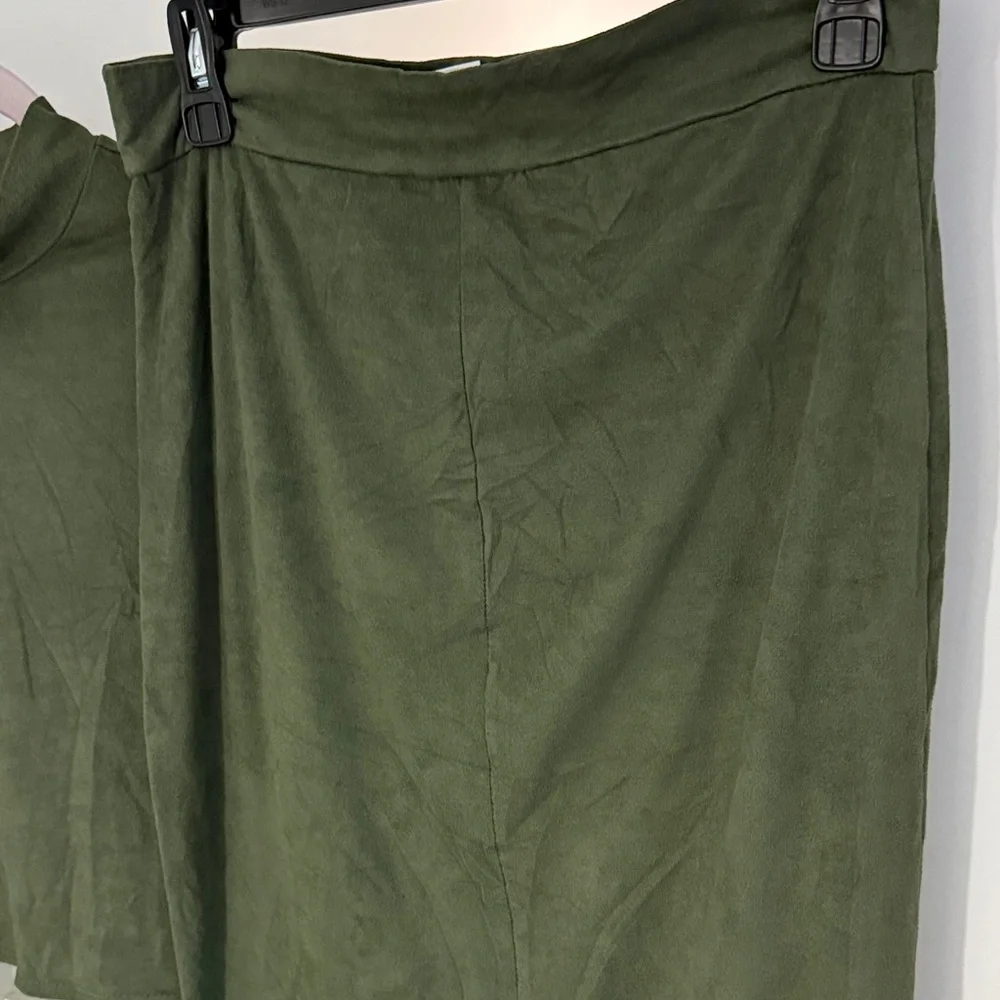Nicki Minaj Olive Green Midi Skirt Set - Picture 8 of 10